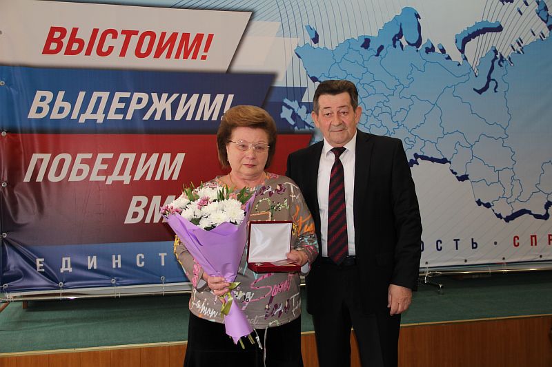 Вручение награды совет.jpg
